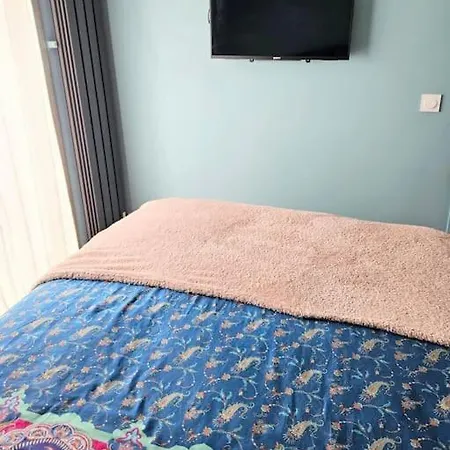 Apartment Le Cocoon, T2 Calme, Balcon, Entierement Renove *